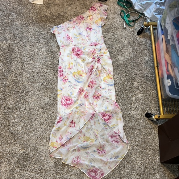 Revolve Majorelle Zella Dress in Romance size small - Picture 2 of 9